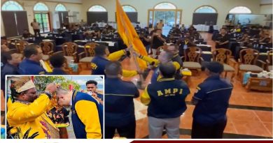 Pengurus Golkar dan AMPI Papua Barat Sambut Kedatangan Ketum Jerry Sambuaga, Beserta Rombongan DPP di Bandara Rendani Manokwari