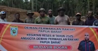 Reses III 2025, Mudasir Bogra Tinjau Lokasi Pembangunan SMA di Teluk Arguni