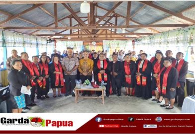 Buka Rakersis GPI Papua, Bupati Yohanis Manibuy : ‘Jadikan Ini Peristiwa Iman Akan Panggilan Kristus’