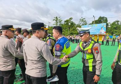 Pimpin Apel Pagi dan Gelar Halalbihalal bersama Personel, Ini Harapan Kapolres Teluk Bintuni !