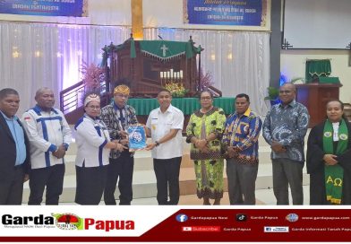 Imbau Generasi Muda Adaptif dan Beriman, Bupati Yohanis Manibuy Apresiasi FGM GKI jadi Wadah Perubahan di Tanah Papua