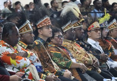 Gubernur Mandacan Sebut Pesparawi XIV Bukan Sekadar Lomba, Tapi Ruang Persaudaraan dan Penguatan Iman
