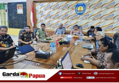 Bupati Manibuy Ikuti Rakoor Perbaikan Tata Kelola dan Pencegahan Korupsi Dana Otsus se-Tanah Papua Secara Virtual