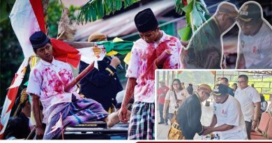 Replika Bambu Runcing Wong Jowo Teluk Bintuni Curi Perhatian, Sistoyo: Ini Bentuk Mengenang Jasa Pahlawan di HUT RI Ke 81