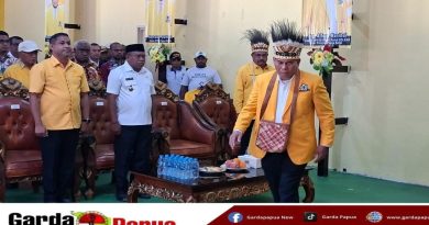 Melalui Regenerasi dan Kerja Nyata, Samaun Dahlan Tantang Kader Golkar Teluk Bintuni Rebut Kembali Kursi Ketua DPRK