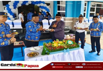 Peringatan Harhubnas 2026, Pj Sekda Teluk Bintuni Ingatkan Pentingnya Keselamatan Layanan Transportasi