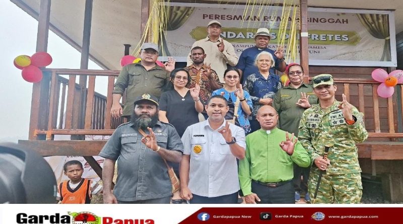 Bersumber dari DBH dan Otsus, Janji Bupati Yohanis Manibuy Benahi Infrastruktur Pendidikan dan Keagamaan di Kampung Yakati Terealisasi