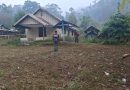 Peduli Kenyamanan Ibadah, Satgas TMMD ke-130 Kodim/1808 Bersihkan Gereja Kampung Yamboi Mansel
